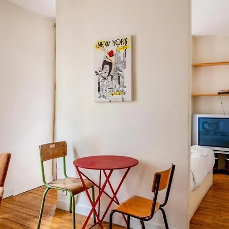 Kiez Apartment Paris