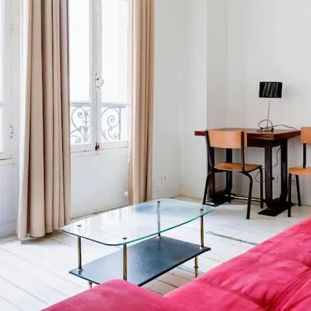 Apartment Kiez Paris